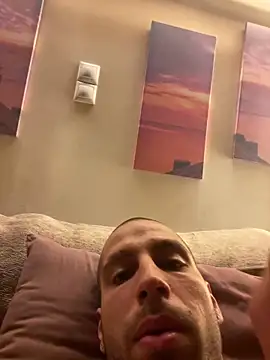 TeoBigMan online show from April 8, 2026, 7:43 am