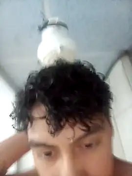 Snapshot of Alcon347 chatting on April 2, 2026, 2:08 am Alcon347 online show from April 2, 2026, 2:08 am