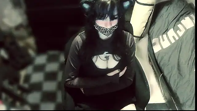 ErroneousMeow online show from April 2, 2026, 11:00 pm