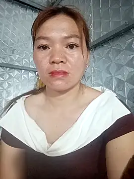 Baohong11 online show from April 5, 2026, 2:13 pm