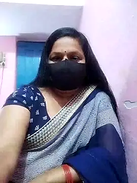 Snapshot of PINKI_024 chatting on April 3, 2026, 11:05 am PINKI 024 online show from April 3, 2026, 11:05 am