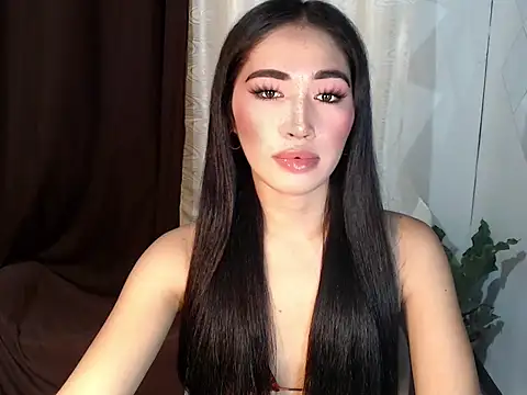 urasiankylie online show from May 21, 2026, 2:36 pm