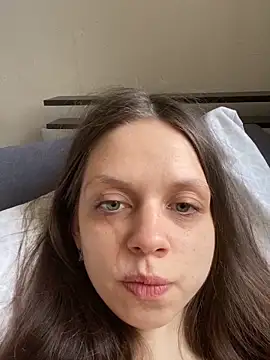 HotGirl1701 online show from April 14, 2026, 4:17 am