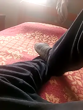 FeetMasterForSlaves online show from April 3, 2026, 7:04 am