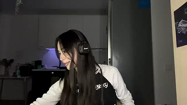 Elizabetswan online show from April 5, 2026, 7:31 pm