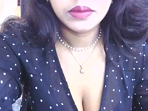 Snapshot of Noor_Zarin chatting on May 8, 2026, 3:21 am Noor Zarin online show from May 8, 2026, 3:21 am
