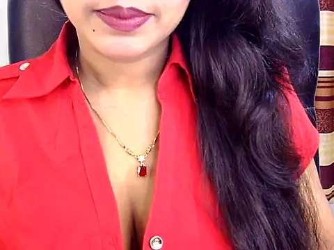 Snapshot of Noor_Zarin chatting on May 3, 2026, 12:31 pm Noor Zarin online show from May 3, 2026, 12:31 pm