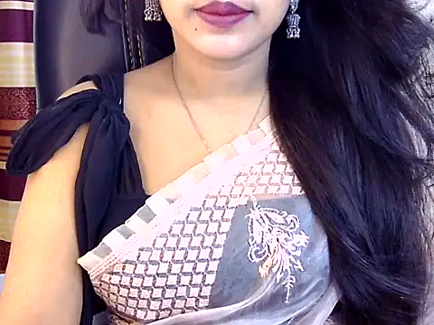 Snapshot of Noor_Zarin chatting on April 29, 2026, 2:10 pm Noor Zarin online show from April 29, 2026, 2:10 pm