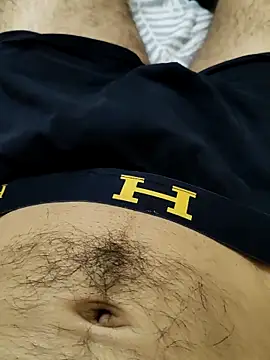 zbardi27 online show from April 8, 2026, 3:35 pm