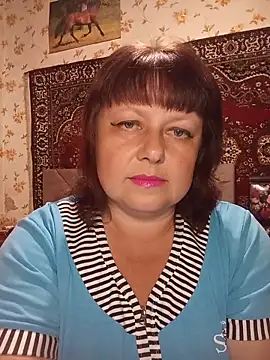 AuroKaria online show from June 12, 2026, 4:27 pm