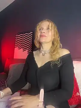 EvangelineLove  online show from April 23, 2026, 7:59 pm