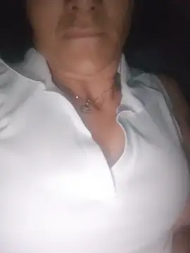 sara 41 online show from June 7, 2026, 10:04 pm