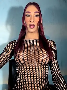 SamySeduction online show from April 30, 2026, 6:42 am
