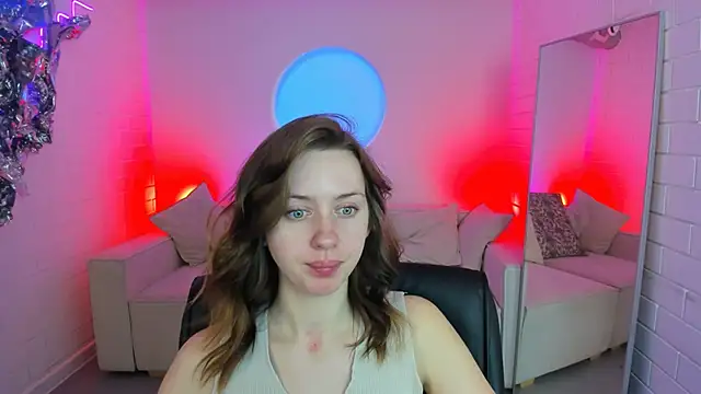 Snapshot of MeganClapp chatting on May 8, 2026, 5:22 am MeganClapp online show from May 8, 2026, 5:22 am