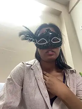 Snapshot of NaughtyTeena chatting on April 3, 2026, 12:11 pm NaughtyTeena online show from April 3, 2026, 12:11 pm