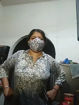 Riyashrma001 online show from June 10, 2026, 4:08 pm