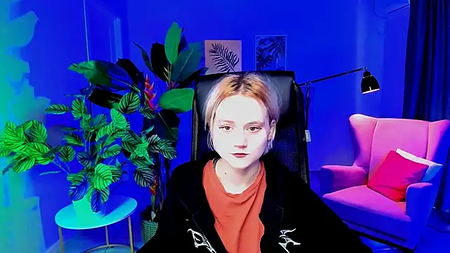 Snapshot of MicheleMarsh chatting on April 8, 2026, 1:01 pm MicheleMarsh online show from April 8, 2026, 1:01 pm