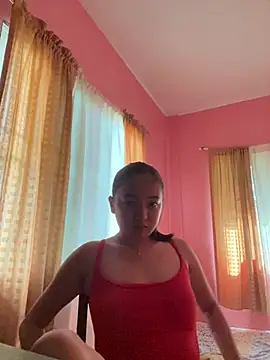 onlykays  online show from April 18, 2026, 5:54 am