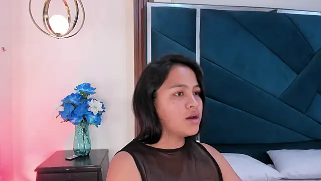 AprilMiiller online show from May 19, 2026, 1:07 pm