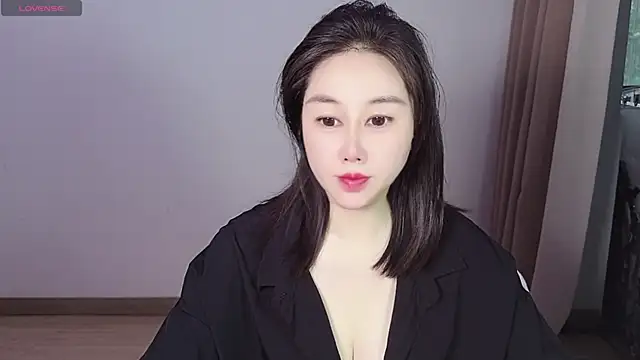 Eva-000 online show from May 23, 2026, 10:42 pm