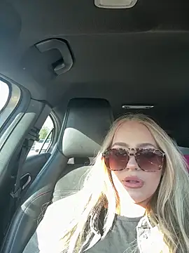 Alexiahaven online show from April 14, 2026, 8:08 am