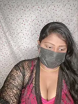 Snapshot of Romantic_Woman chatting on July 16, 2026, 7:44 pm Romantic Woman online show from July 16, 2026, 7:44 pm