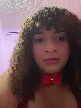 naluisinha online show from April 11, 2026, 6:10 am