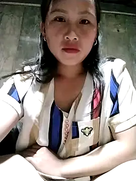 Snapshot of Yo-must chatting on April 5, 2026, 2:13 pm Yo-must online show from April 5, 2026, 2:13 pm