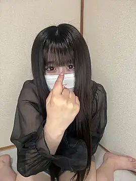 Snapshot of ema_nico chatting on April 10, 2026, 10:22 am ema nico online show from April 10, 2026, 10:22 am