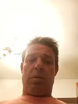 mecaloco online show from June 17, 2026, 10:41 pm