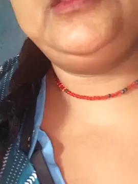 Desi hot bhabhi01 online show from May 7, 2026, 4:50 am