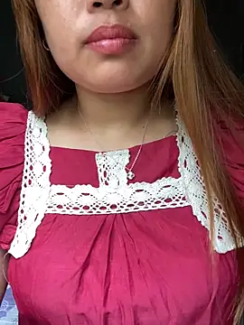   Nomi baby   online show from May 12, 2026, 5:15 am