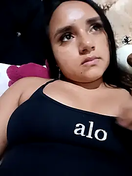 Valentina Narvaez online show from May 14, 2026, 6:38 pm