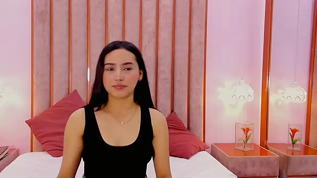 Zoe Monrow online show from May 20, 2026, 12:46 pm