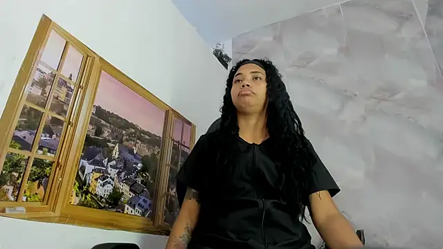 EllyBloom online show from June 20, 2026, 1:49 pm