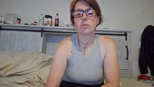 Rubygirl6 online show from September 11, 2025, 5:46 pm