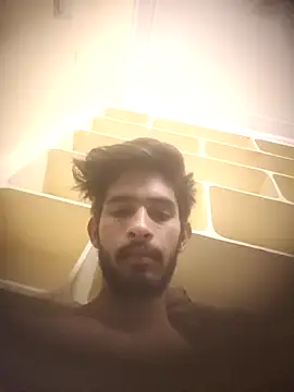 Snapshot of iztentacion chatting on April 5, 2026, 9:43 pm iztentacion online show from April 5, 2026, 9:43 pm