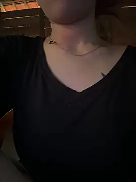 Snapshot of Sexx-12x chatting on April 6, 2026, 11:39 pm Sexx-12x online show from April 6, 2026, 11:39 pm