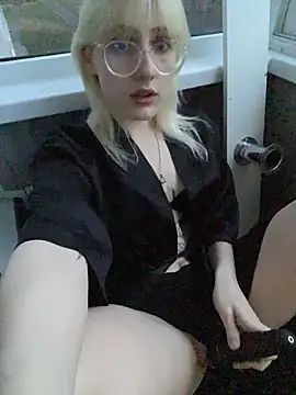 Picxel  online show from April 9, 2026, 1:29 am