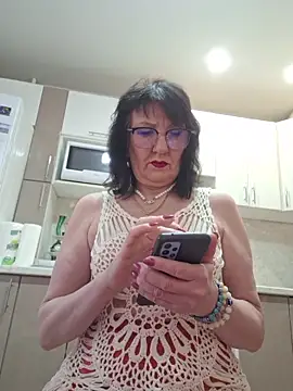 LaliaMia online show from April 18, 2026, 1:30 am