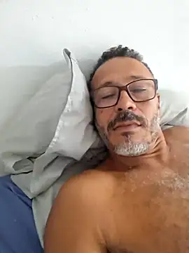 Snapshot of paizao1977brazil chatting on April 6, 2026, 3:35 pm paizao1977brazil online show from April 6, 2026, 3:35 pm