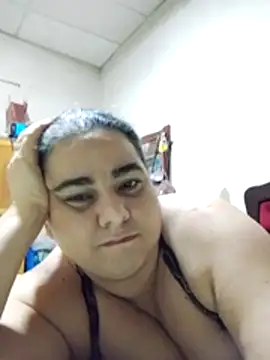 Golositadeamor online show from May 17, 2026, 6:24 am