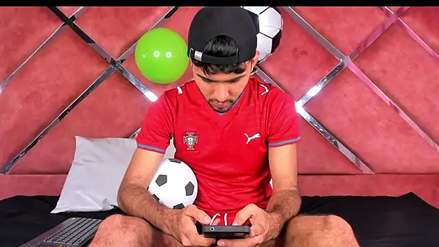 RodrigoColby2 online show from June 16, 2026, 3:34 pm