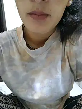 Monika kumari6 online show from June 10, 2026, 3:24 pm