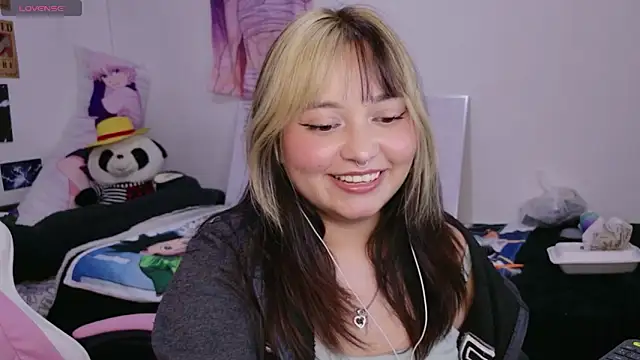 Snapshot of ZoeyDoll_ chatting on May 16, 2026, 11:48 pm ZoeyDoll online show from May 16, 2026, 11:48 pm