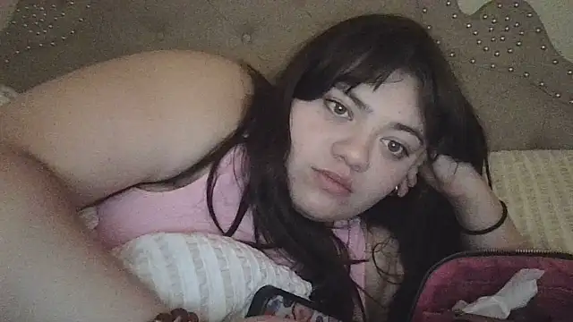 viennaavisabella online show from April 6, 2026, 8:04 am