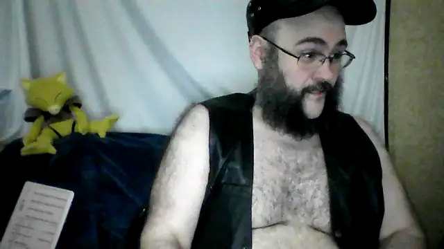 BriTheTopBear online show from May 2, 2026, 3:12 am
