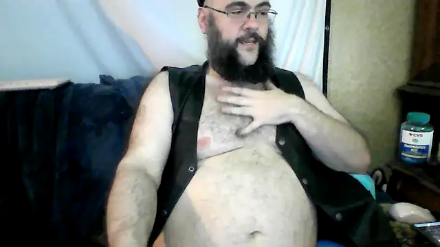 BriTheTopBear online show from May 16, 2026, 1:48 am