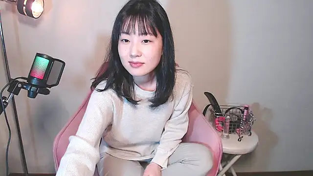 Snapshot of Miachan_01 chatting on May 21, 2026, 1:14 am Miachan 01 online show from May 21, 2026, 1:14 am