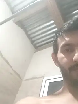 Em3033 online show from April 13, 2026, 10:14 pm